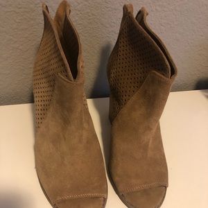 Lucky Brand Booties🍀